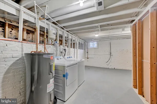 a view of a storage & utility room