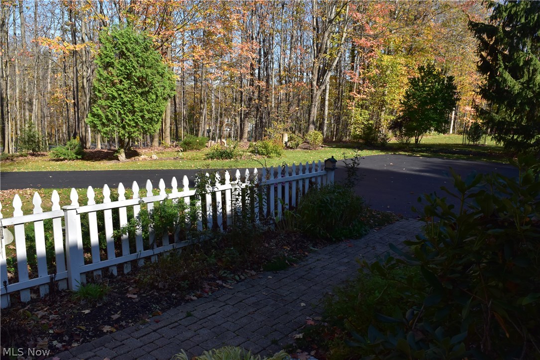 9947 Mulberry Road Chardon, OH 44024 - Photo 29 of 35 Gallery Image 29
