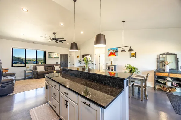 $575,000 | 1495 Oxbow Drive, Sheridan, WY 82801