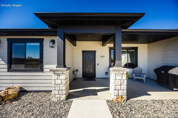 $575,000 | 1495 Oxbow Drive, Sheridan, WY 82801