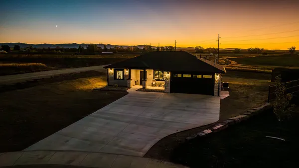 $575,000 | 1495 Oxbow Drive, Sheridan, WY 82801