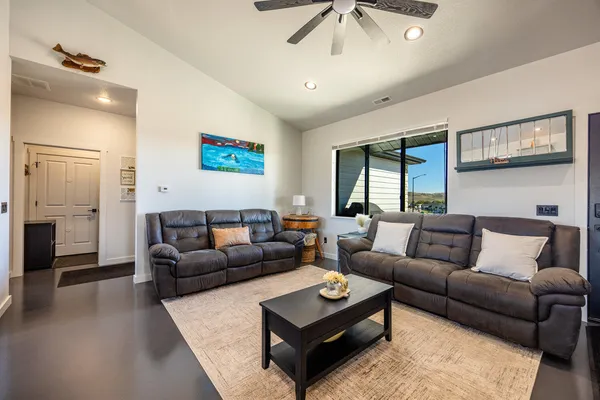 $575,000 | 1495 Oxbow Drive, Sheridan, WY 82801