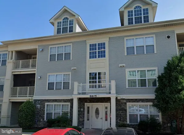 $275,000 | 8805 Stoneridge Circle, Unit 304, Baltimore, MD 21208