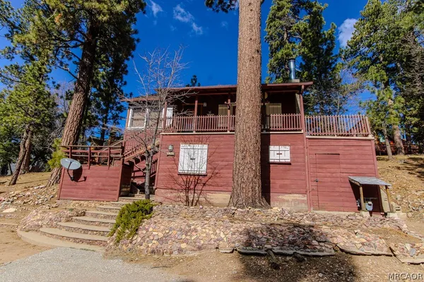 $1,550 | 43246 Bow Canyon Road, Big Bear Lake, CA 92315
