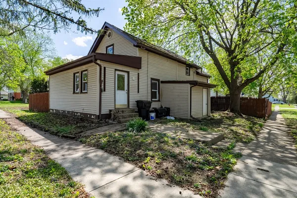 $39,900 | 501 East Locust Street, Normal, IL 61761