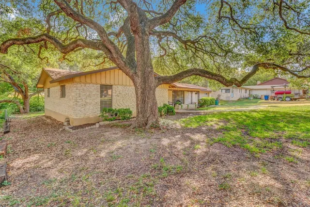 $395,000 | 1109 Hollybluff Street, Austin, TX 78753