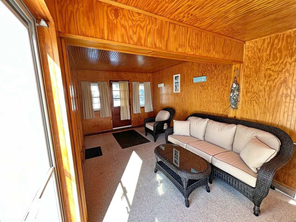 19 Harwich Street Worcester, MA 01607 - Photo 11 of 42 Gallery Image 11