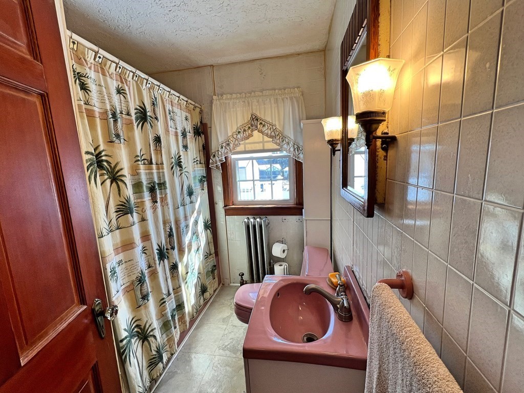 19 Harwich Street Worcester, MA 01607 - Photo 18 of 42 Gallery Image 18