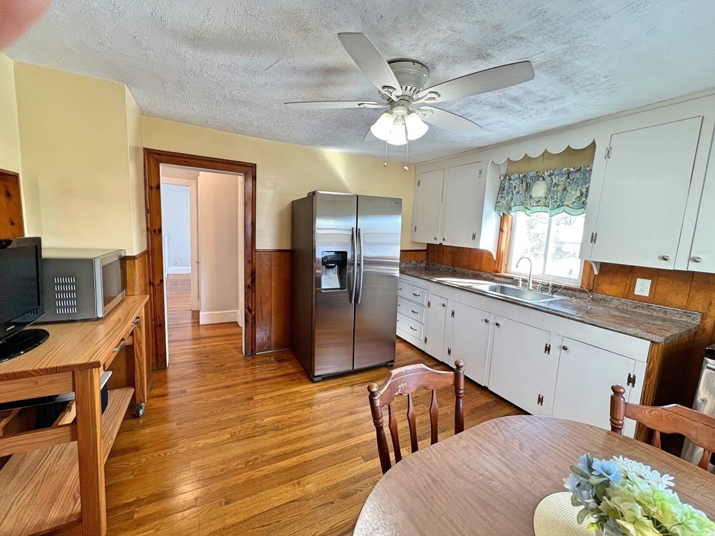 19 Harwich Street Worcester, MA 01607 - Photo 21 of 42 Gallery Image 21