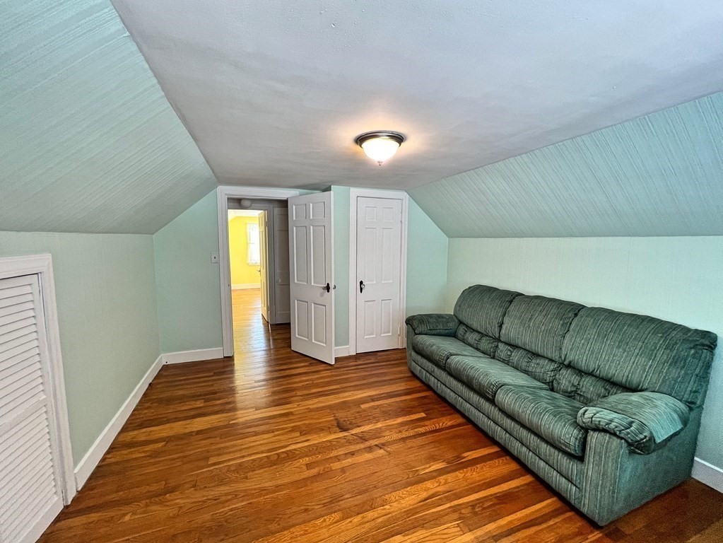 19 Harwich Street Worcester, MA 01607 - Photo 26 of 42 Gallery Image 26