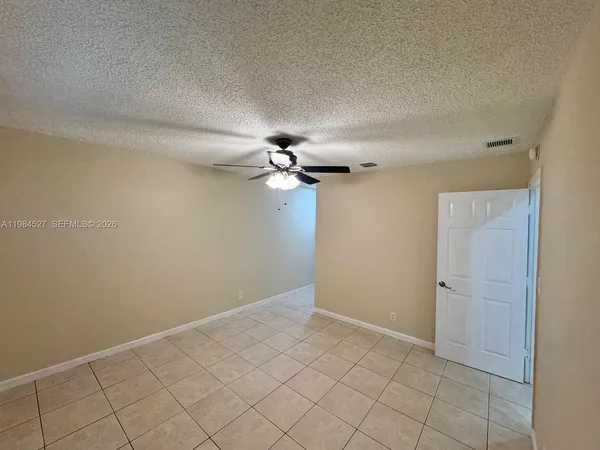 $1,850 | 11207 Royal Palm Boulevard, Unit 11207, Coral Springs, FL 33065
