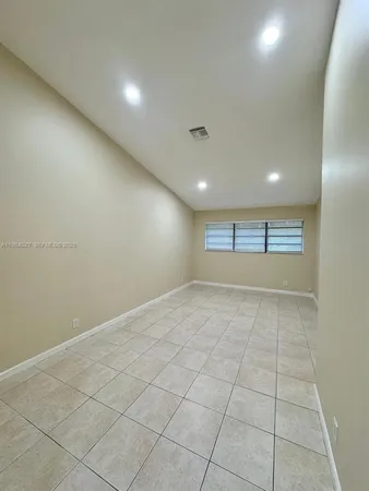 $1,850 | 11207 Royal Palm Boulevard, Unit 11207, Coral Springs, FL 33065