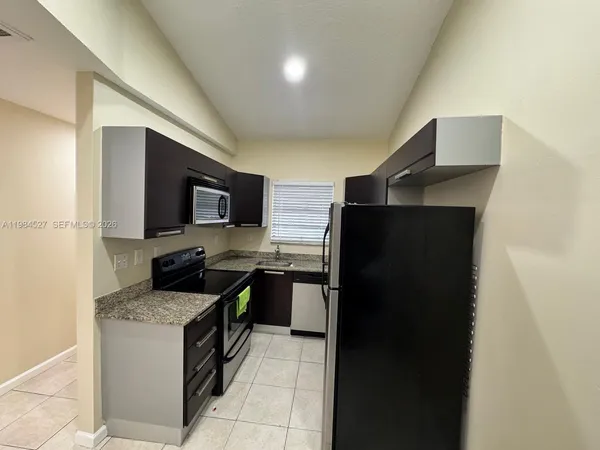$1,850 | 11207 Royal Palm Boulevard, Unit 11207, Coral Springs, FL 33065
