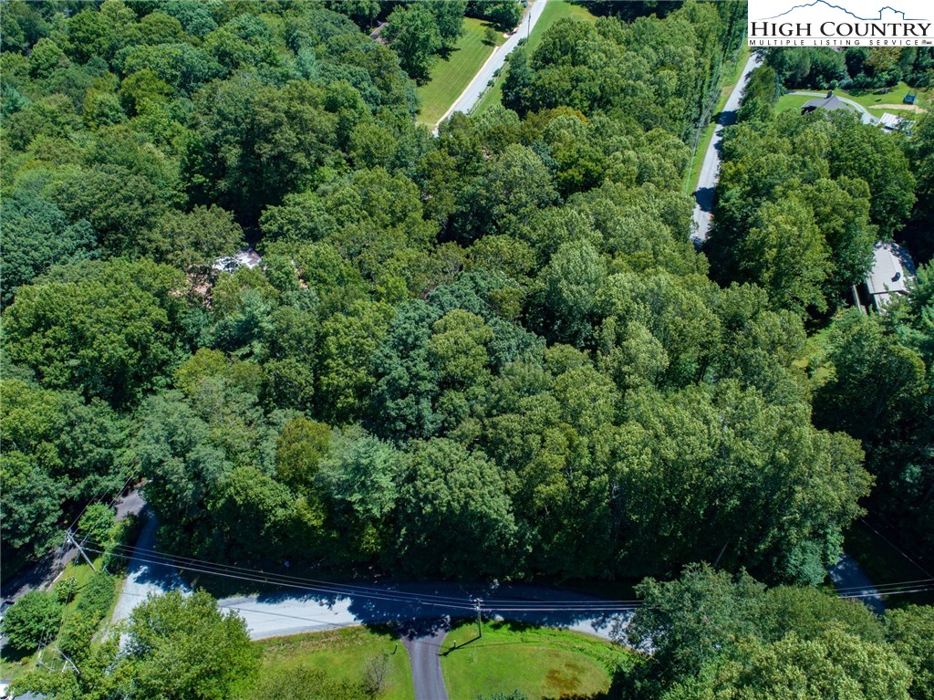 150 Green Field Lane Boone, NC 28607 - Photo 28 of 31 Gallery Image 28