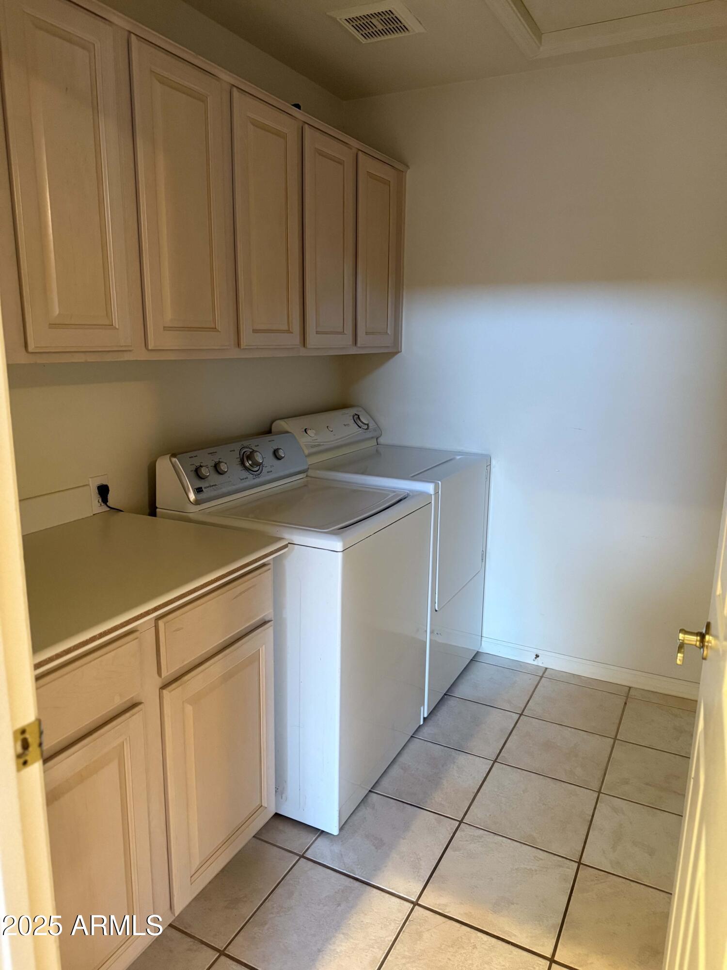 1308 East Horseshoe Avenue Gilbert, AZ 85296 - Photo 15 of 15 laundry