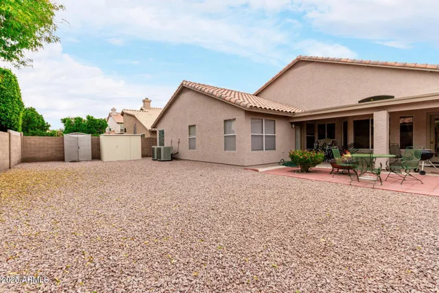 $3,200 | 1308 East Horseshoe Avenue, Gilbert, AZ 85296