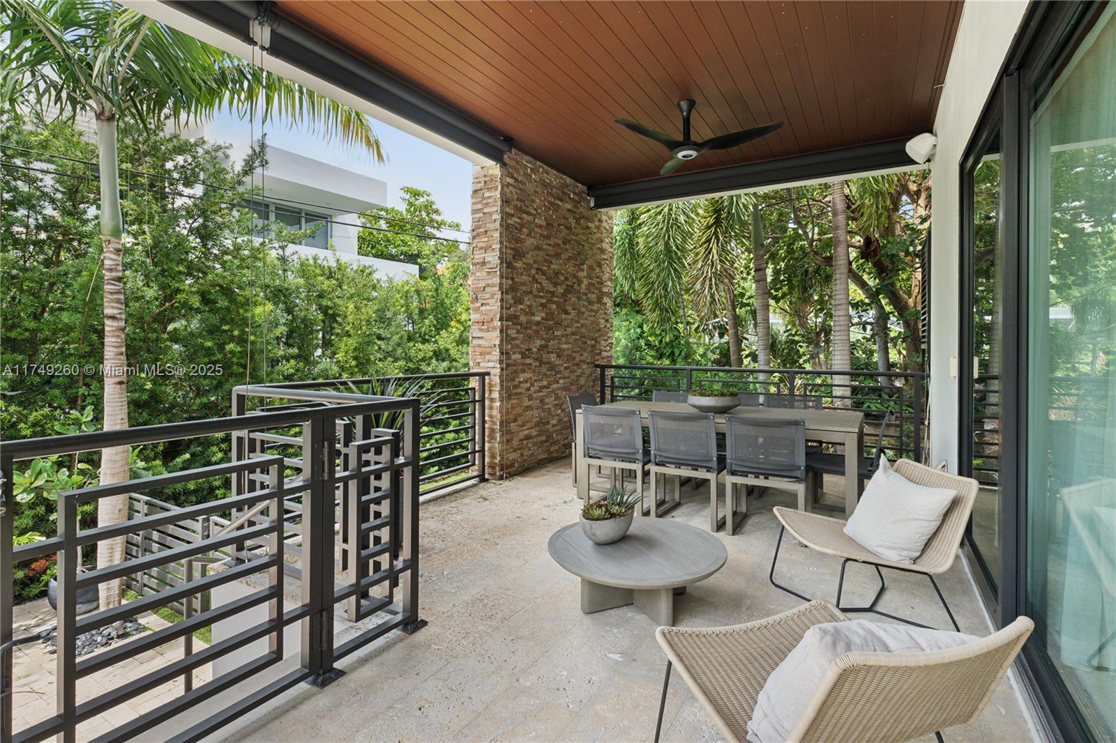 762 Fernwood Road Key Biscayne, FL 33149 - Photo 32 of 40