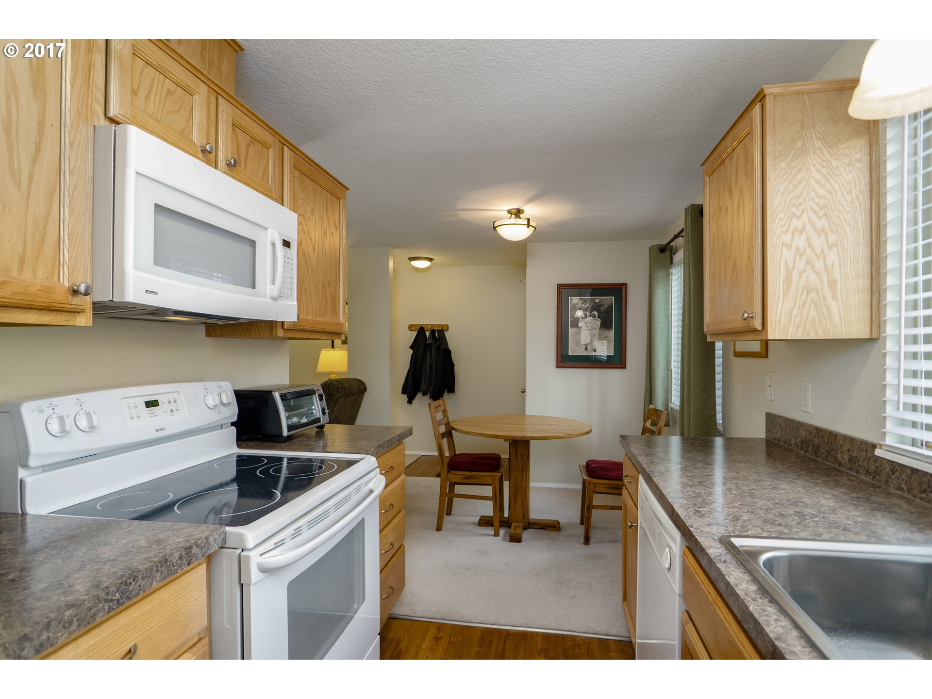 12608 Northwest Barnes Road, Unit 6 Portland, OR 97229 - Photo 8 of 26 Gallery Image 8