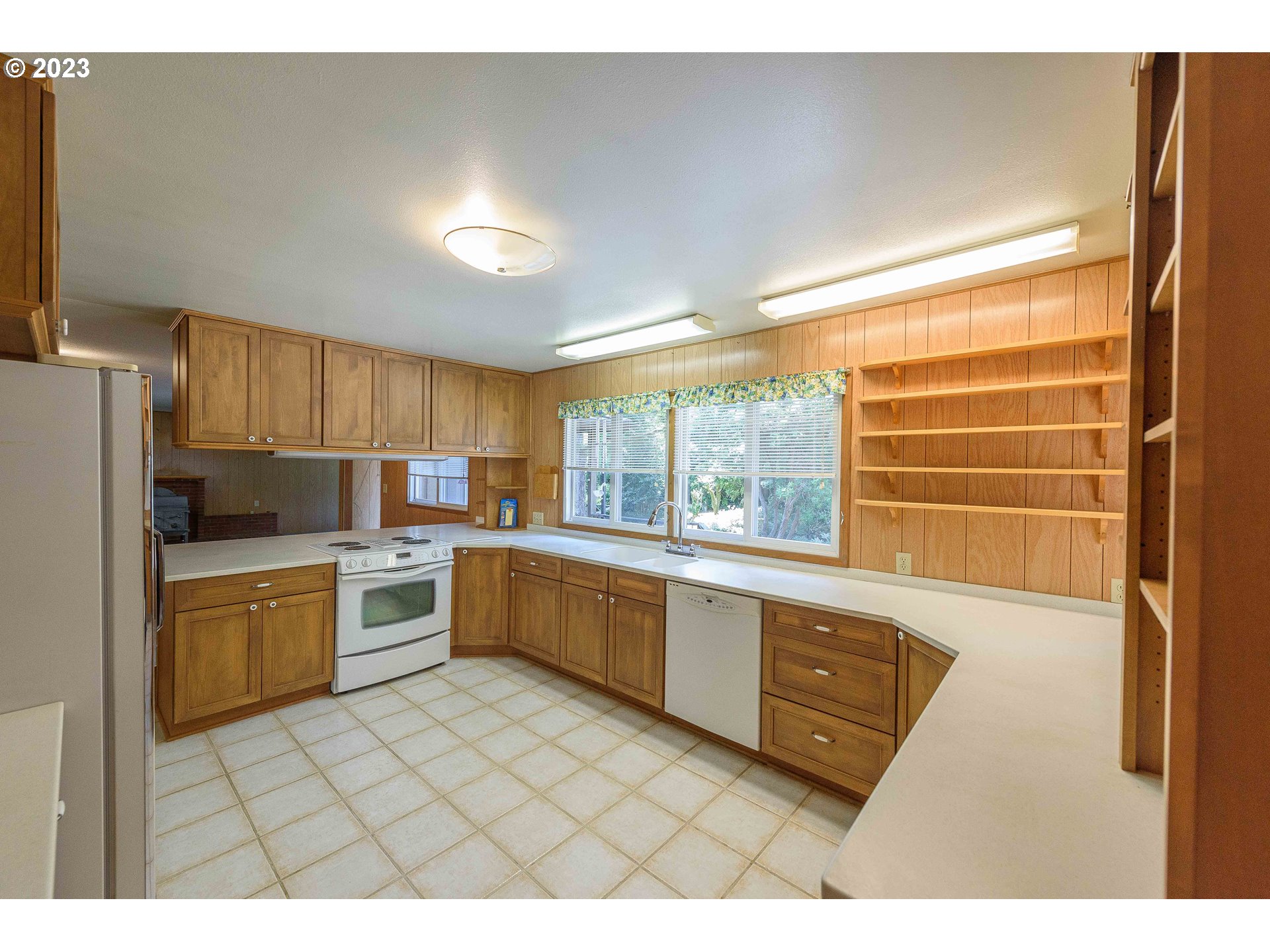 55782 Fairview Road Coquille, OR 97423 - Photo 10 of 47 Gallery Image 10