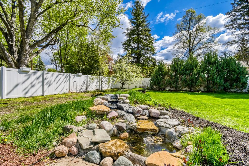 2904 Sheldon Street Roseville, MN 55113 - Photo 24 of 31