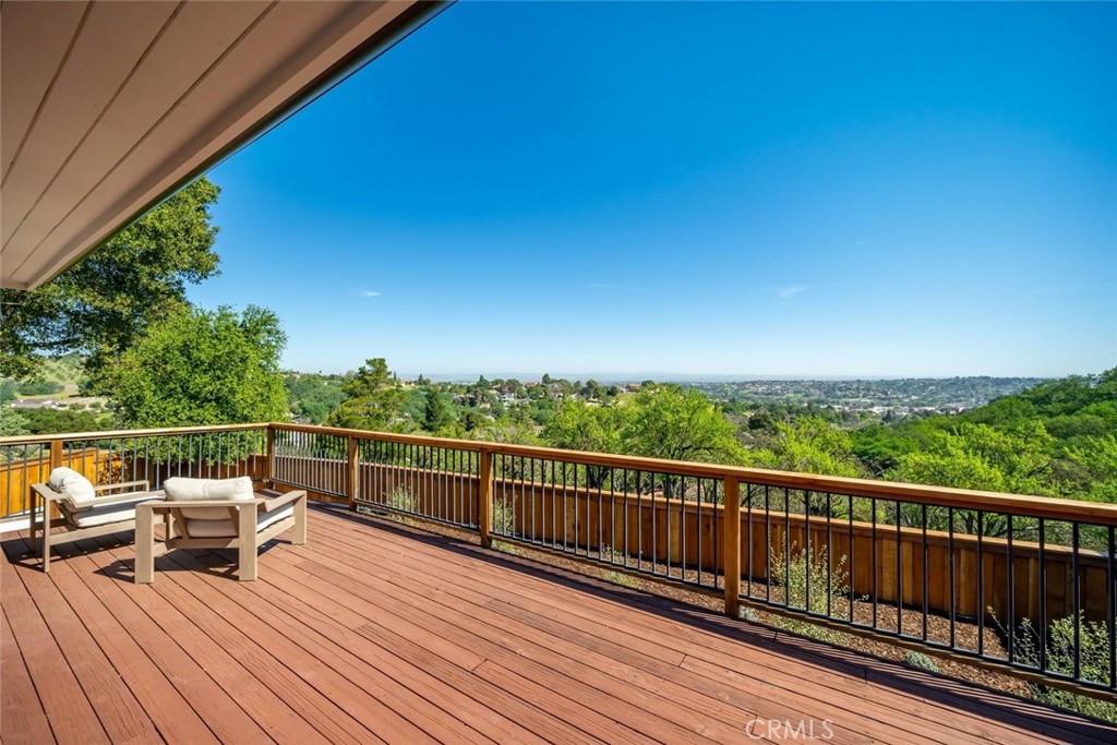 1026 Merry Hill Road Paso Robles, CA 93446 - Photo 19 of 66