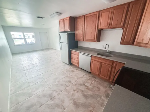 $1,999 | 2612 South 29th Street, Fort Pierce, FL 34981