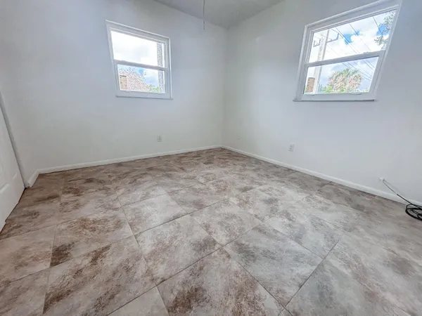 $1,999 | 2612 South 29th Street, Fort Pierce, FL 34981