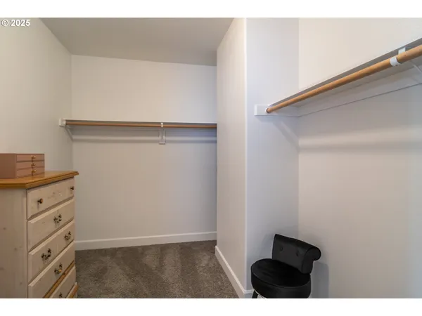 $449,900 | 702 Divot Loop, Sutherlin, OR 97479