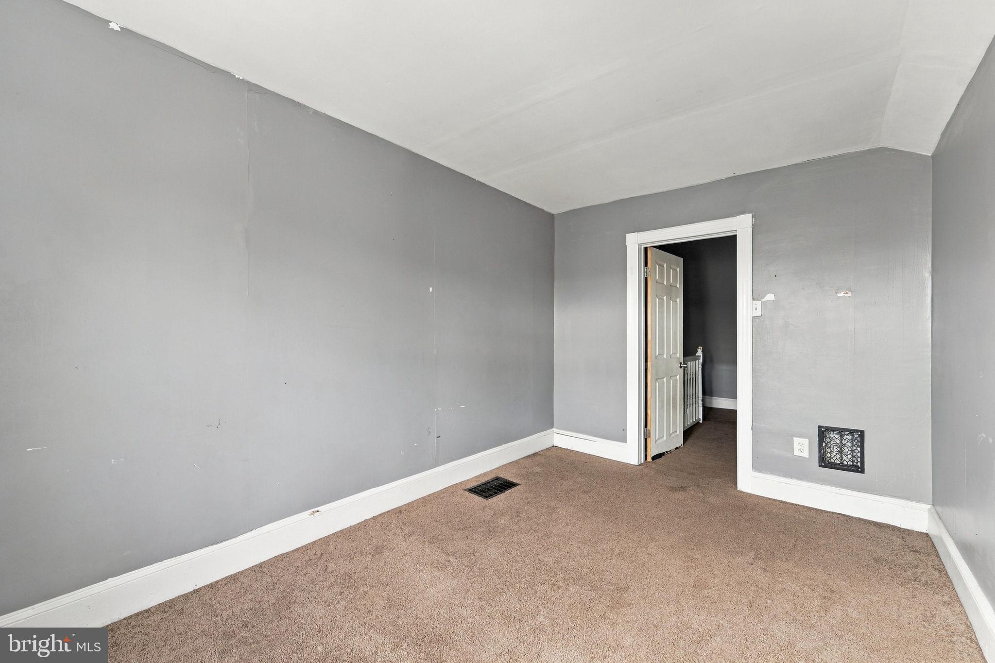 313 South Fairview Street Riverside, NJ 08075 - Photo 23 of 28 Gallery Image 23