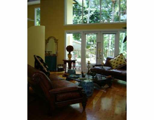 734 Aurelia Street, Unit A Boca Raton, FL 33486 - Photo 3 of 4 Den/Family/Great Room