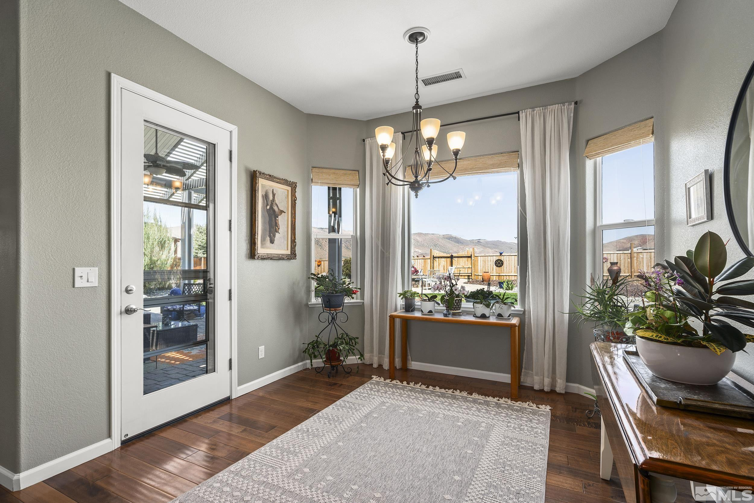 305 Horizon Ridge Road Sparks, NV 89441 - Photo 11 of 39 Photo 11