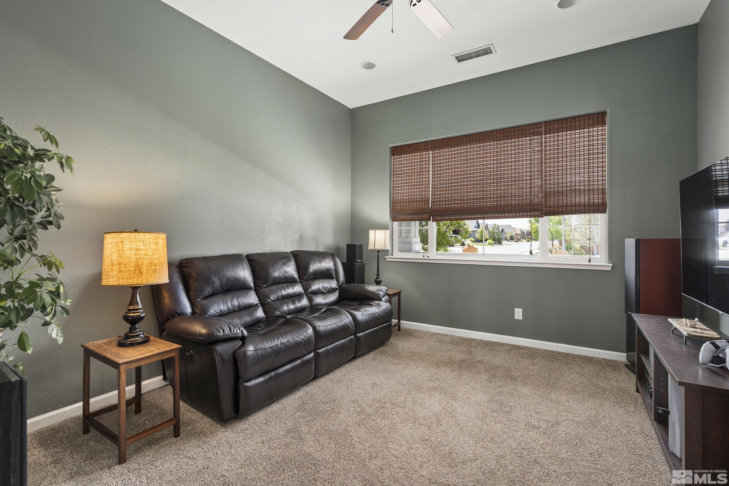 305 Horizon Ridge Road Sparks, NV 89441 - Photo 18 of 39 Photo 18