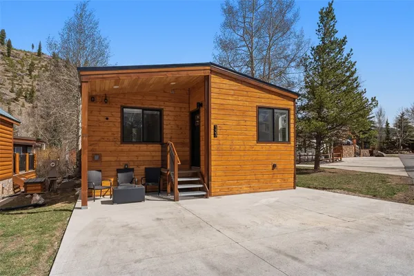 $1,100,000 | 85 Revette Drive, Unit 133, Breckenridge, CO 80424