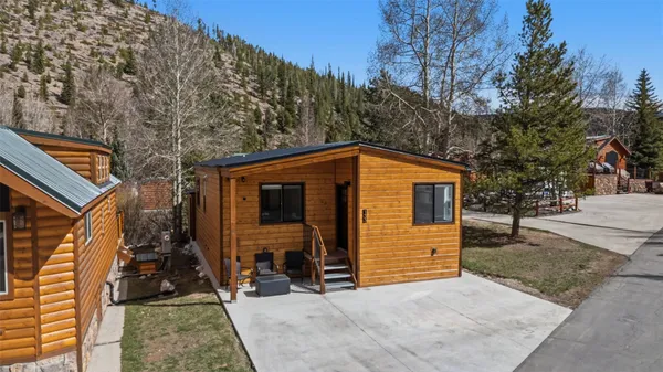 $1,100,000 | 85 Revette Drive, Unit 133, Breckenridge, CO 80424