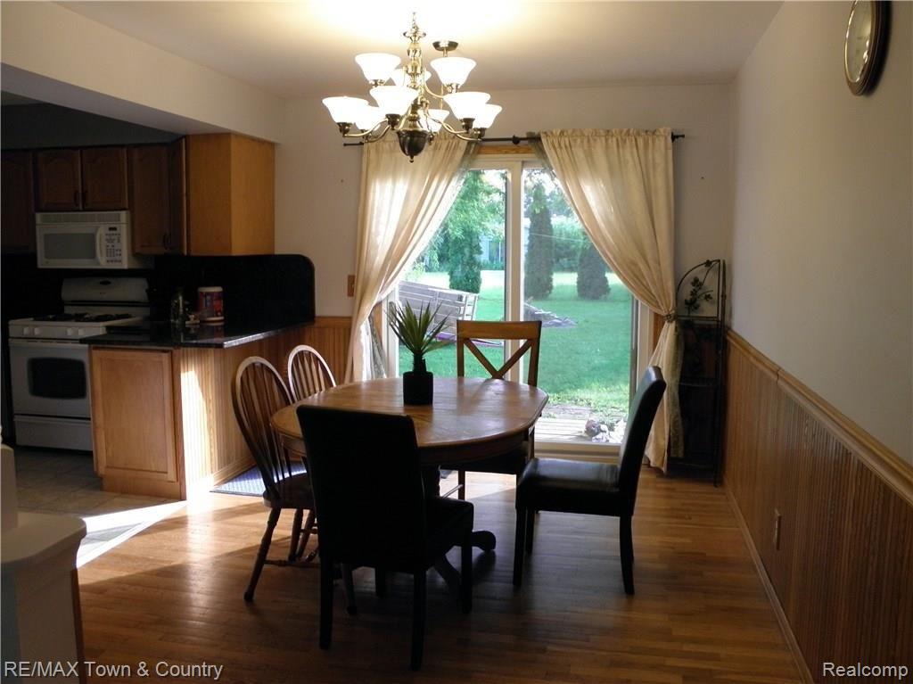 3186 Red Barn Road Flint, MI 48507 - Photo 5 of 28