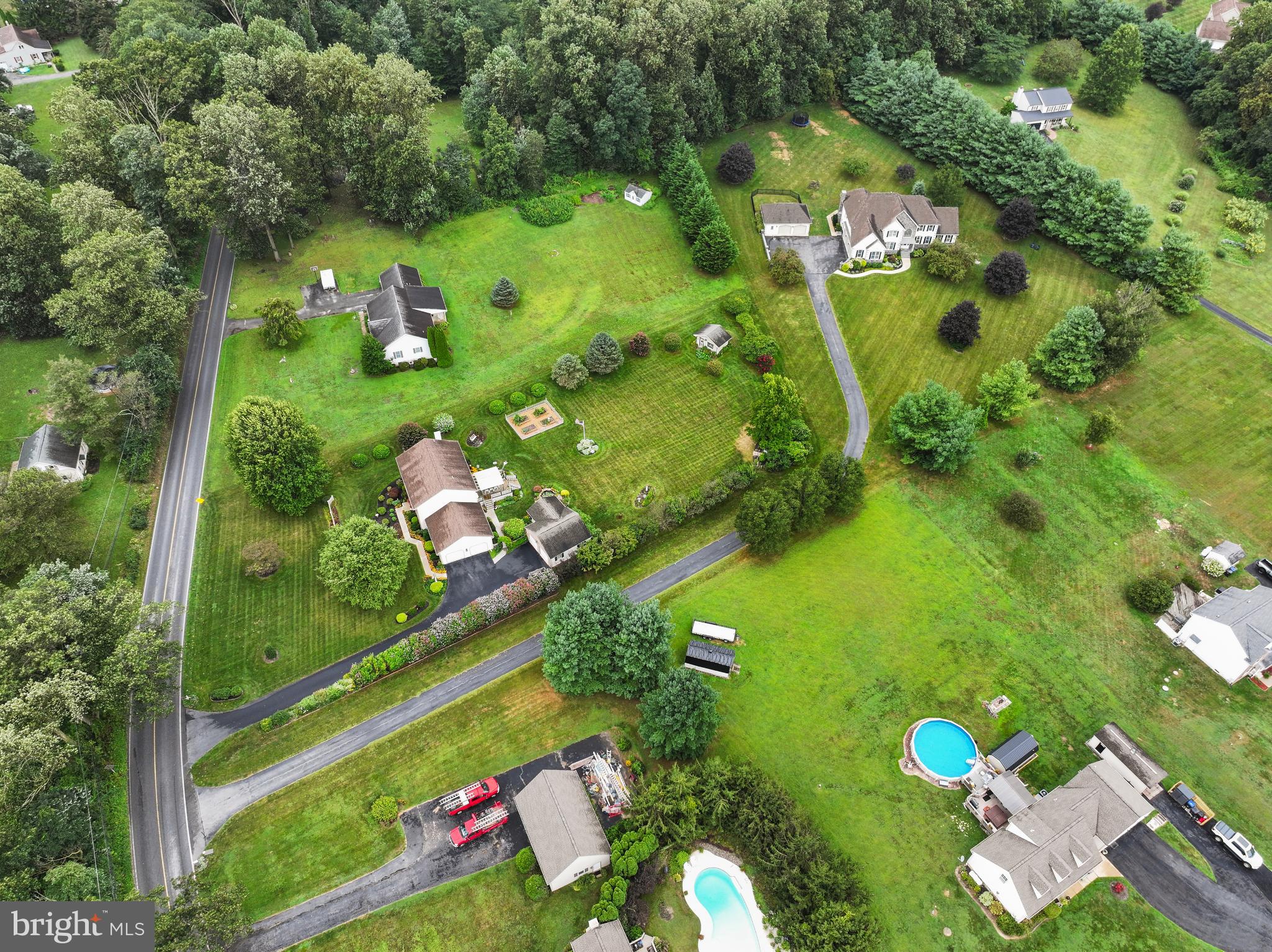 127 Beacon Light Road Coatesville, PA 19320 - Photo 4 of 99 Gallery Image 4