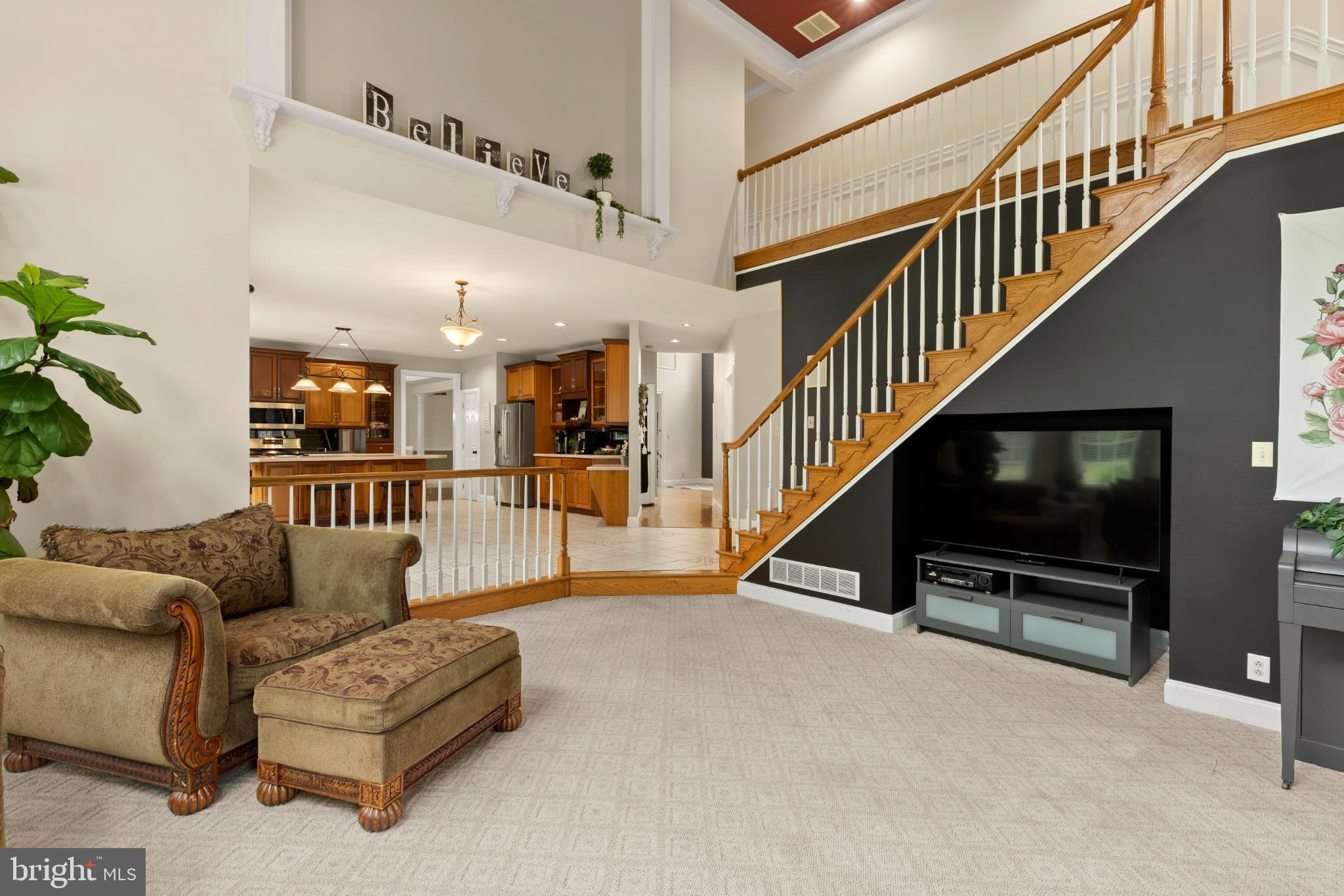 127 Beacon Light Road Coatesville, PA 19320 - Photo 50 of 99 Spacious entryway with elegant staircase.