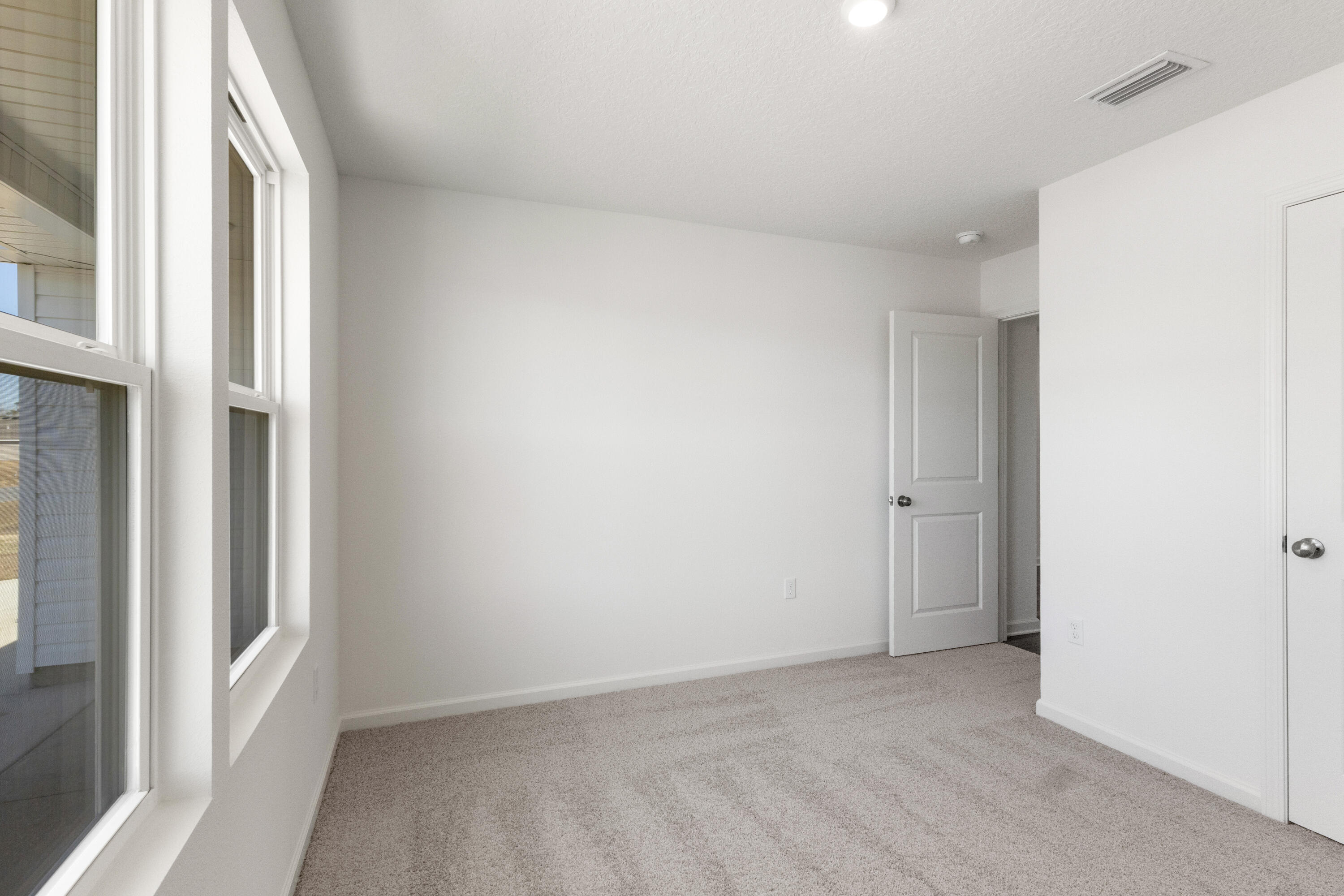 291 Cat Island Road DeFuniak Springs, FL 32433 - Photo 15 of 18 a view of an empty room