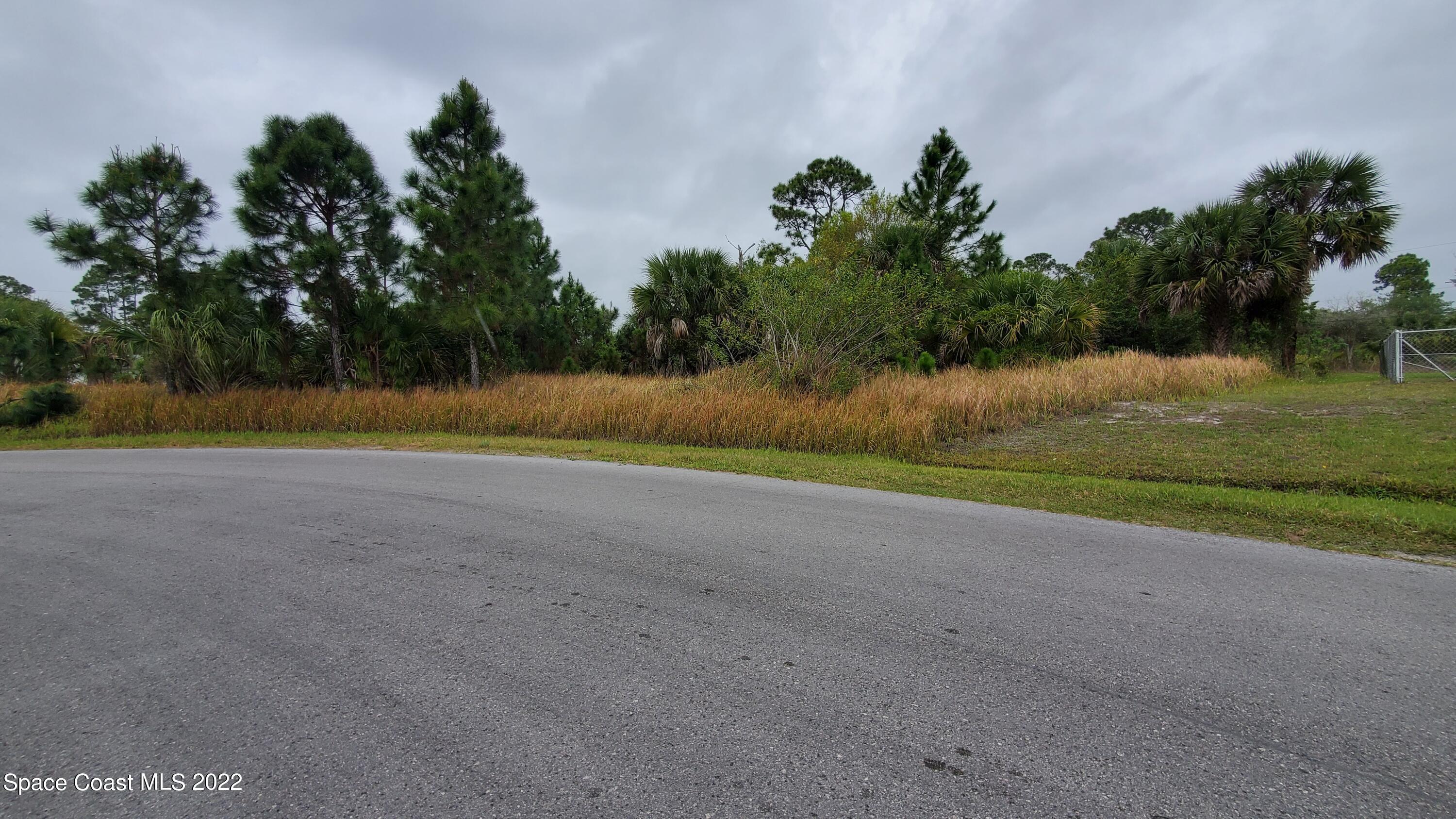 471 Oakmon Road Southwest Palm Bay, FL 32908 - Photo 5 of 6 20220310_094726