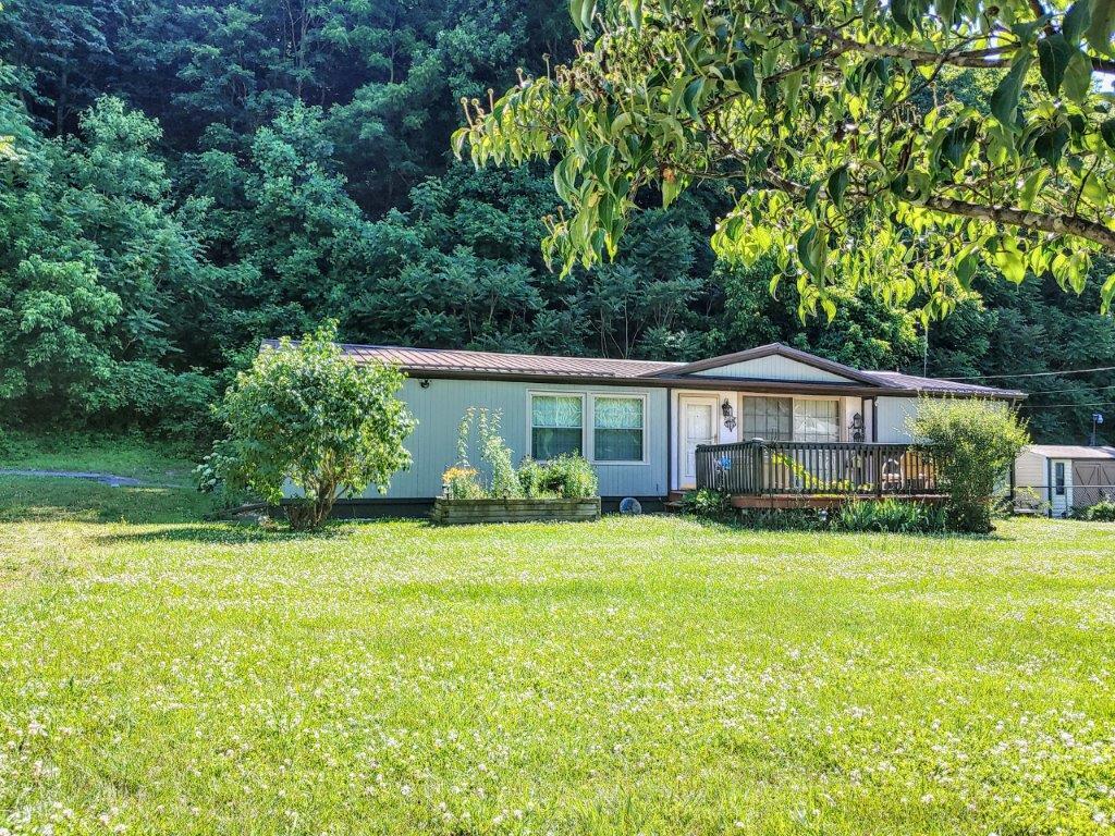 559 Brake Road Elliston, VA 24087 - Photo 1 of 44 0614211641a_HDR~2