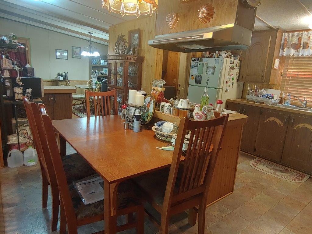 559 Brake Road Elliston, VA 24087 - Photo 13 of 44 0614211621_HDR