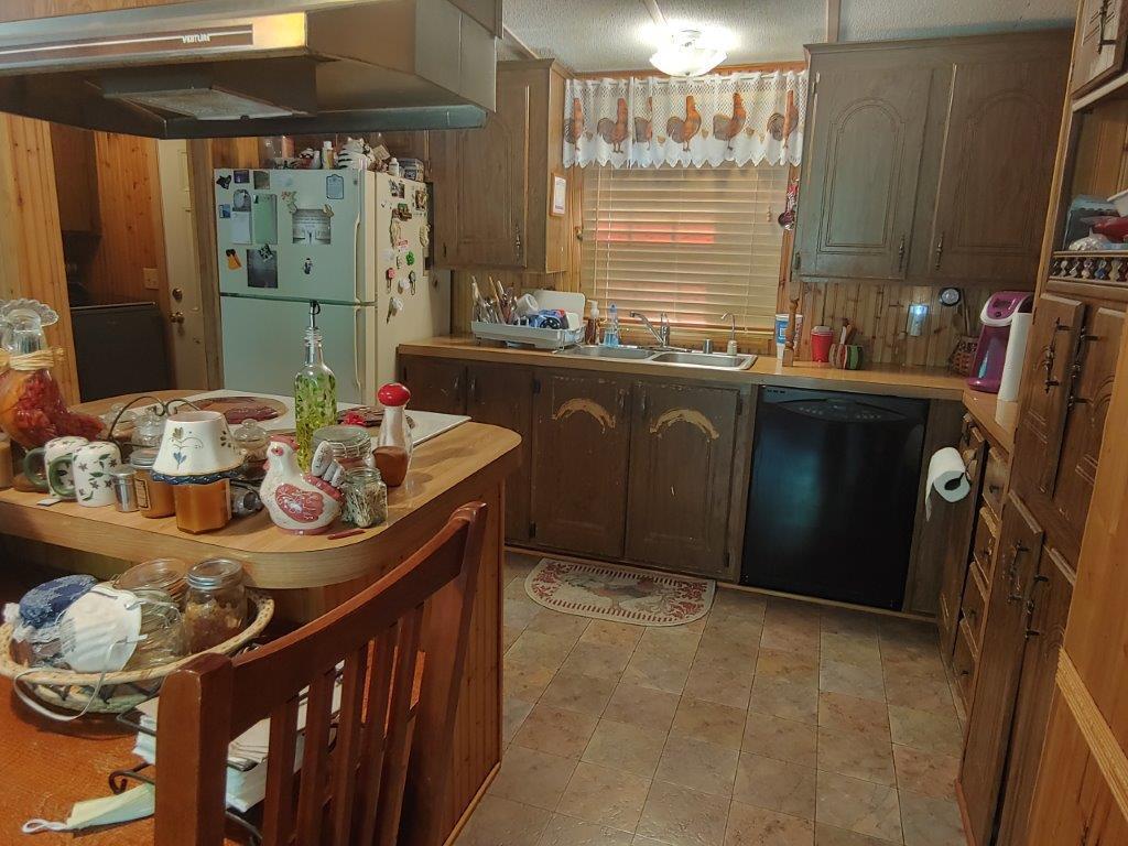 559 Brake Road Elliston, VA 24087 - Photo 14 of 44 0614211621a_HDR