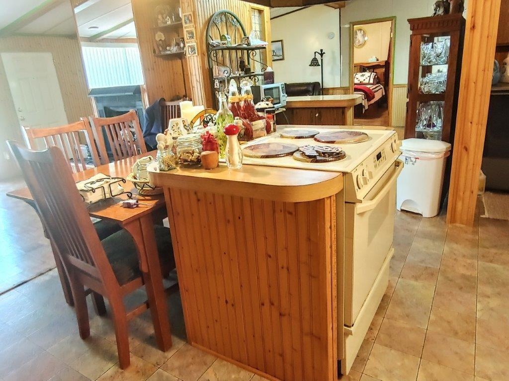 559 Brake Road Elliston, VA 24087 - Photo 15 of 44 0614211622_HDR~2