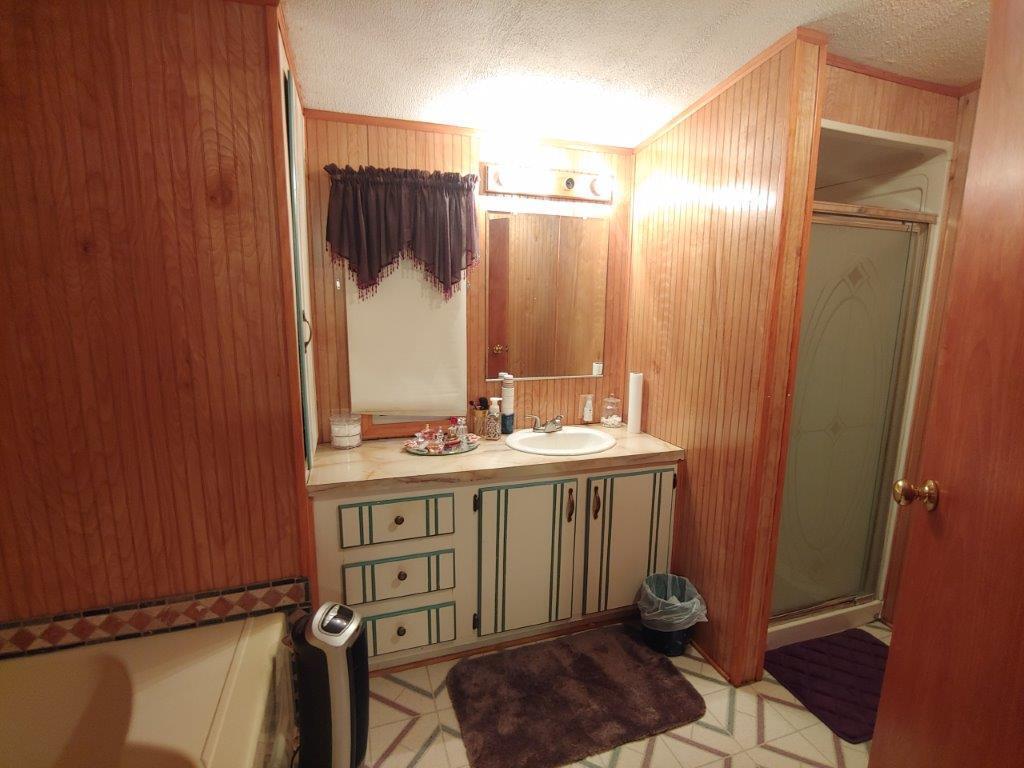 559 Brake Road Elliston, VA 24087 - Photo 23 of 44 0614211626