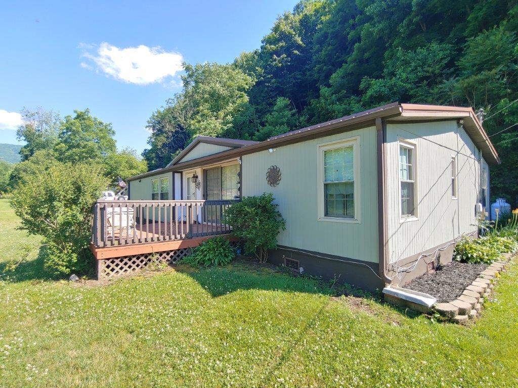 559 Brake Road Elliston, VA 24087 - Photo 38 of 44 0614211636b_HDR