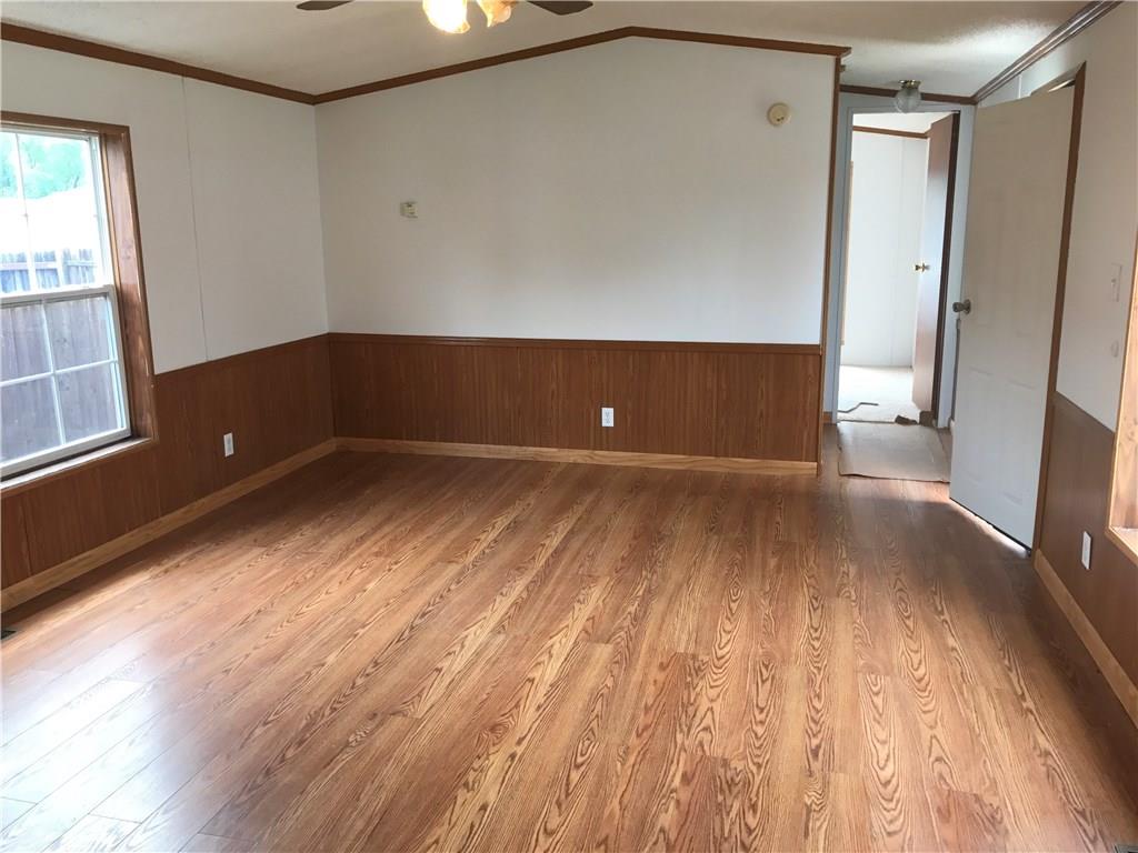 230 Poplar Street Rochester, PA 15074 - Photo 6 of 15 Living room looking toward back hallway.