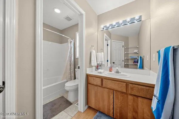 $995,000 | 15951 North Pinewood Way, Hayden, ID 83835