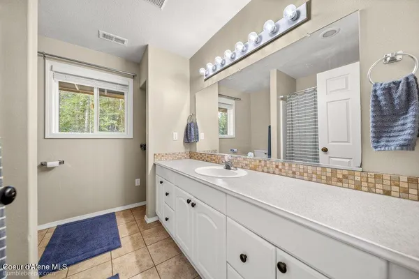 $995,000 | 15951 North Pinewood Way, Hayden, ID 83835