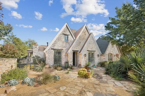 $720,000 | 6156 Stapleford Circle, Dallas, TX 75252