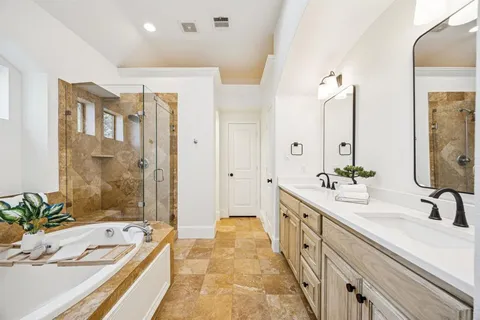 $760,000 | 6156 Stapleford Circle, Dallas, TX 75252